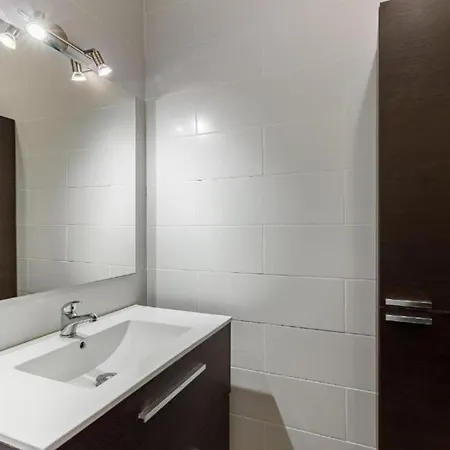 Apartment Wonderland At Santa Maria